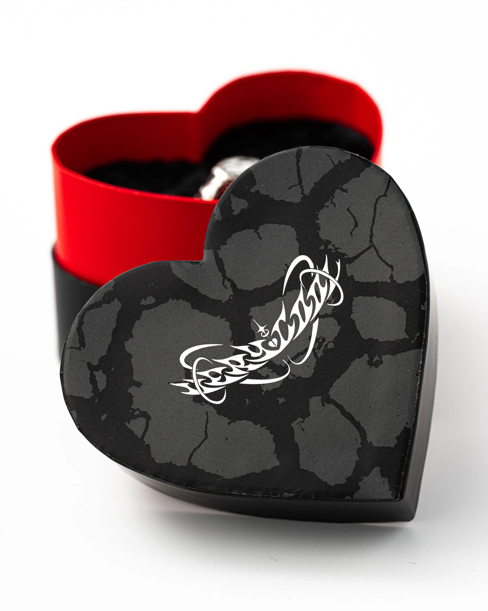 The Heartbreak Ring - Image 2